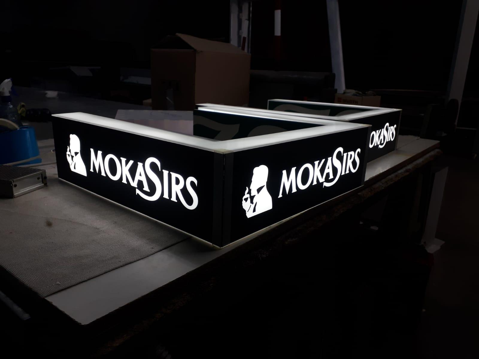 Cassonetti luminosi Moka Sirs caffè Latina
